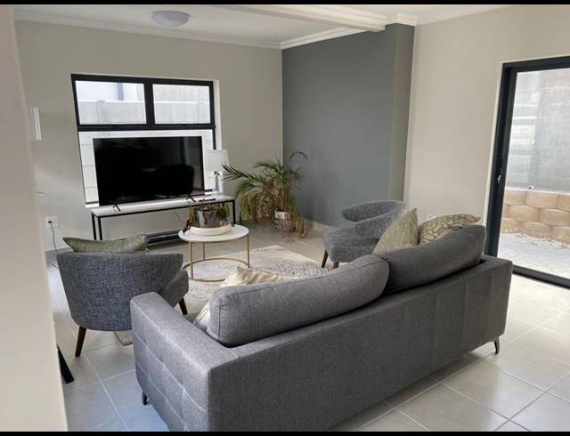 3 BEDROOM DUPLEX FOR SALE IN SILVER OAKS